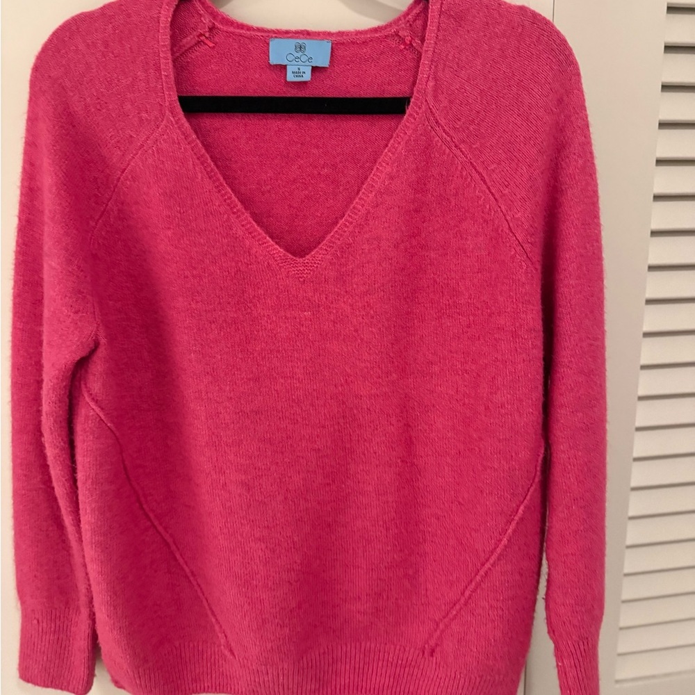 CeCe Women's Vibrant Pink V-Neck Sweater